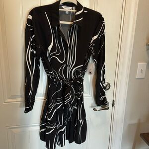 Black-and-white swirl dress